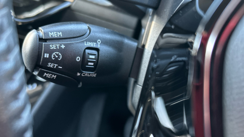 Peugeot 2008 1.2 PureTech 130 Allure Premium 5dr EAT8 Petrol Estate